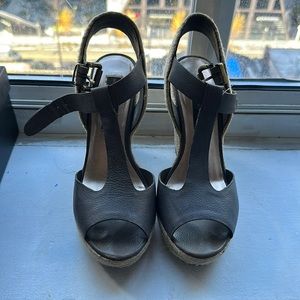 Steven size 8.5 - 4 inch platform sandals in gray